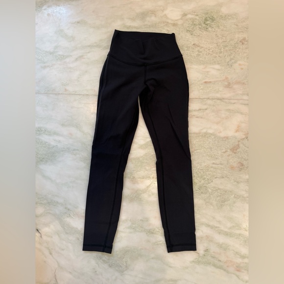 Black High-Waisted Leggings - Lululemon Size 4 - Picture 1 of 3